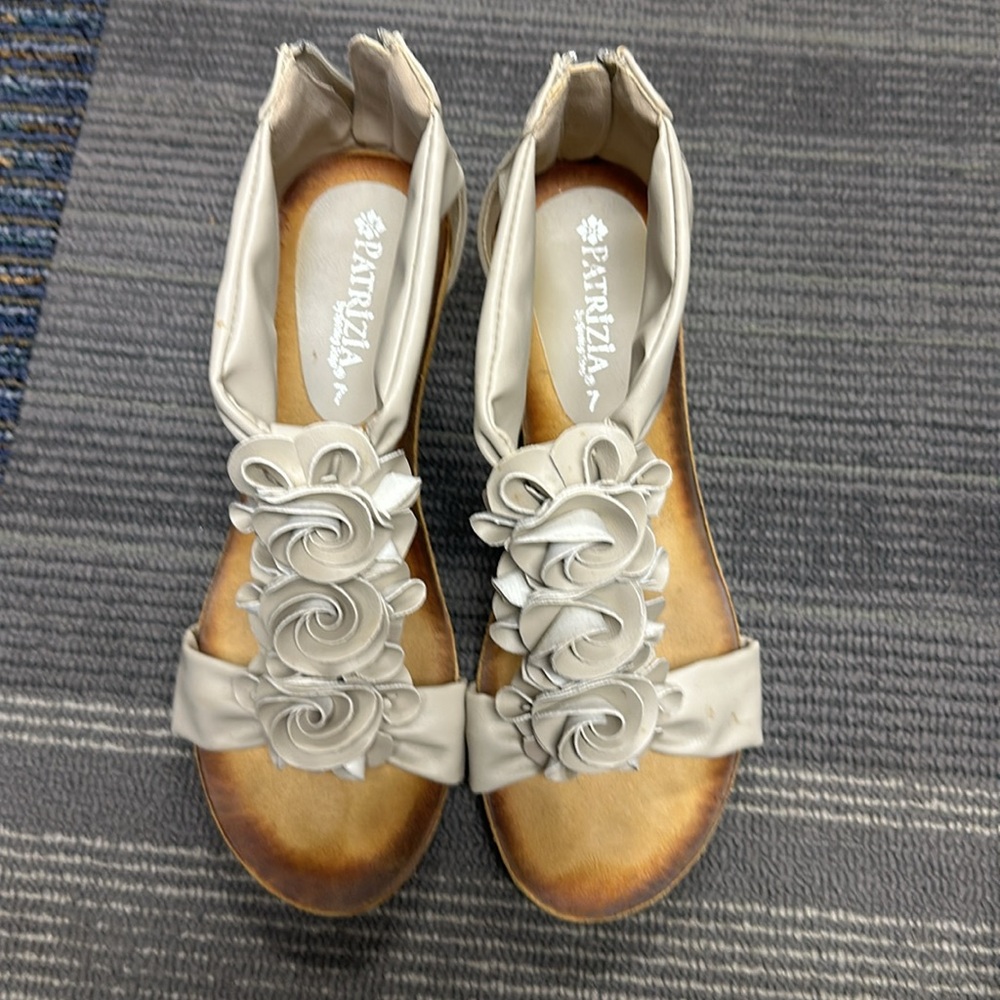 Flower sandals - Picture 2 of 5